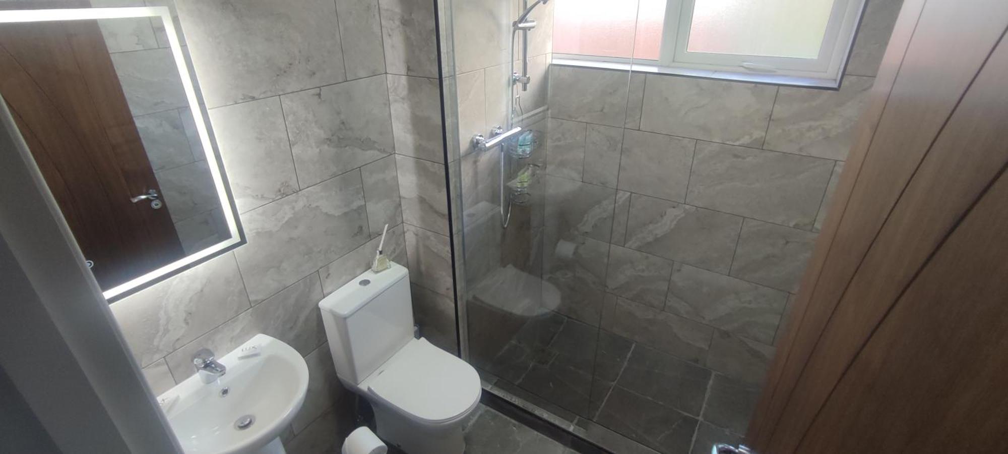 John Eoinin'S Bar And Accommodation Glencolumbkille Room photo
