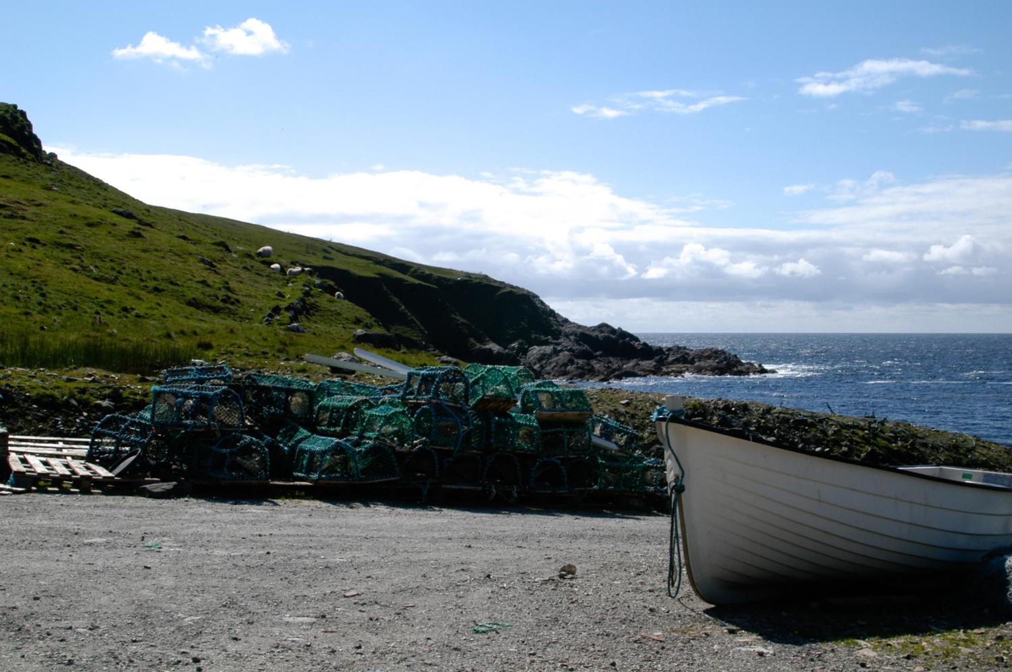 John Eoinin'S Bar And Accommodation Glencolumbkille Exterior photo